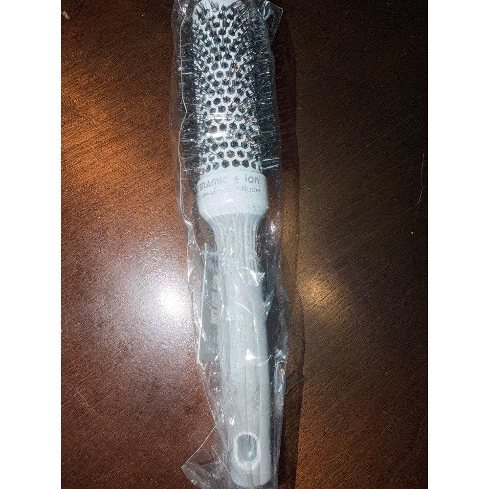 Olivia Garden Ceramic Ion Tourmaline Brush CI-35 Vented Thermal Round Hair Care